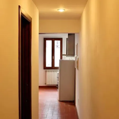 Cute Near Santa Croce Apartment