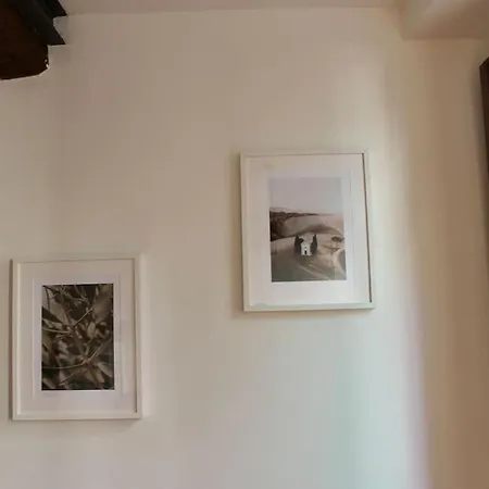 Cute Near Santa Croce Apartment *